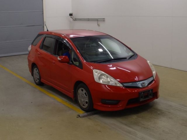 8567 Honda Fit shuttle GP2 2011 г. (NAA Tokyo)